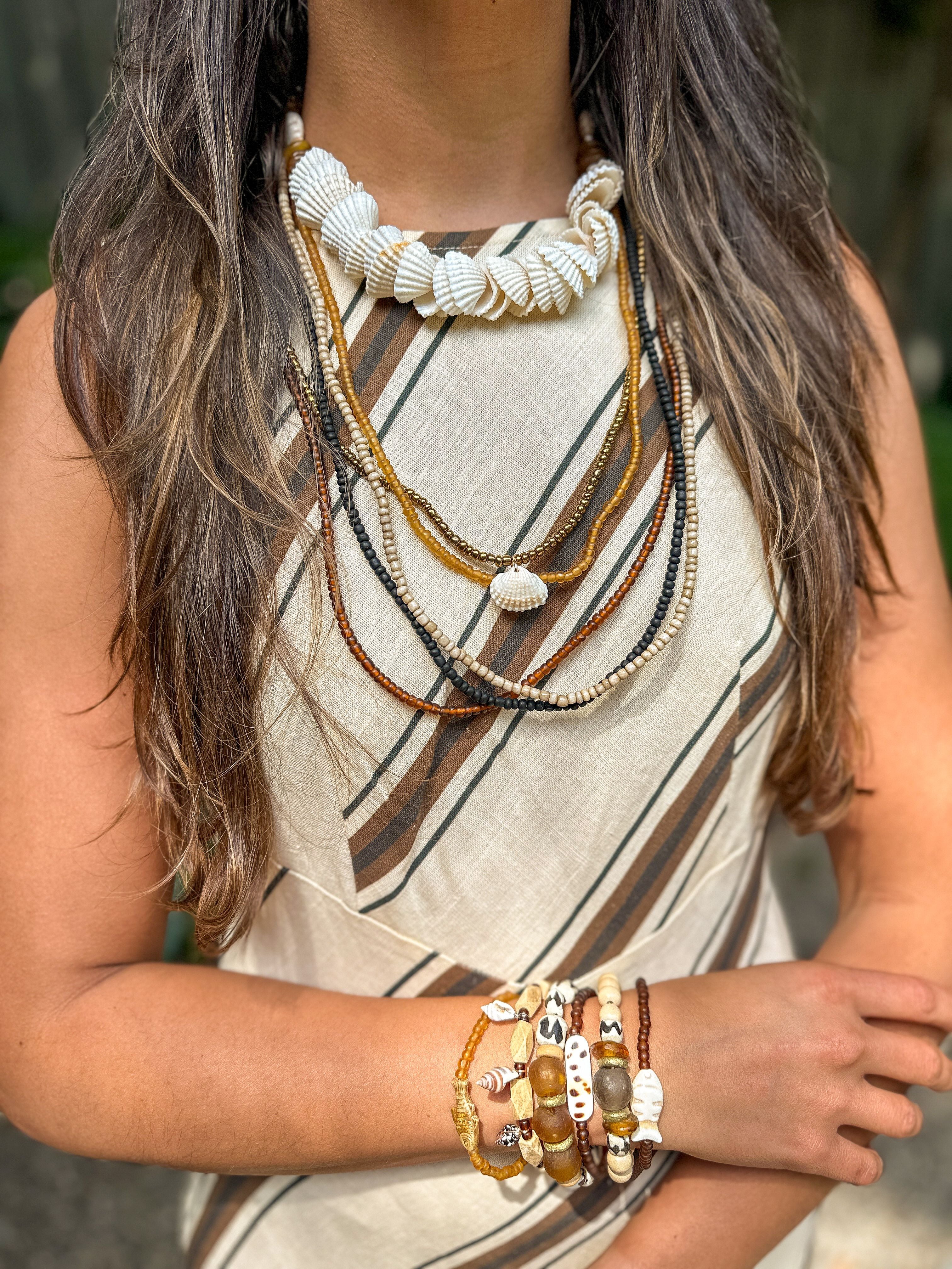 Stacked Shell Necklace | Neutral