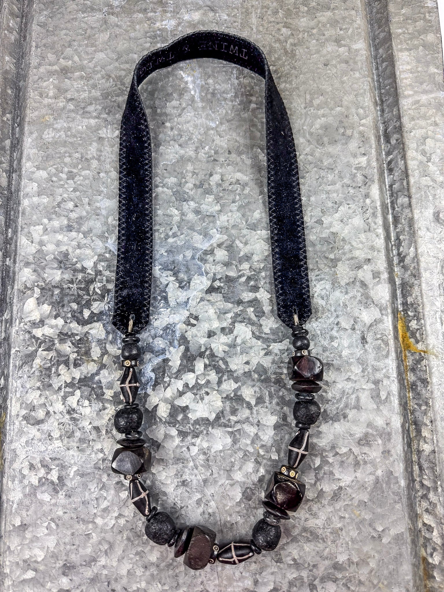Mid Classic Necklace | Nightfall