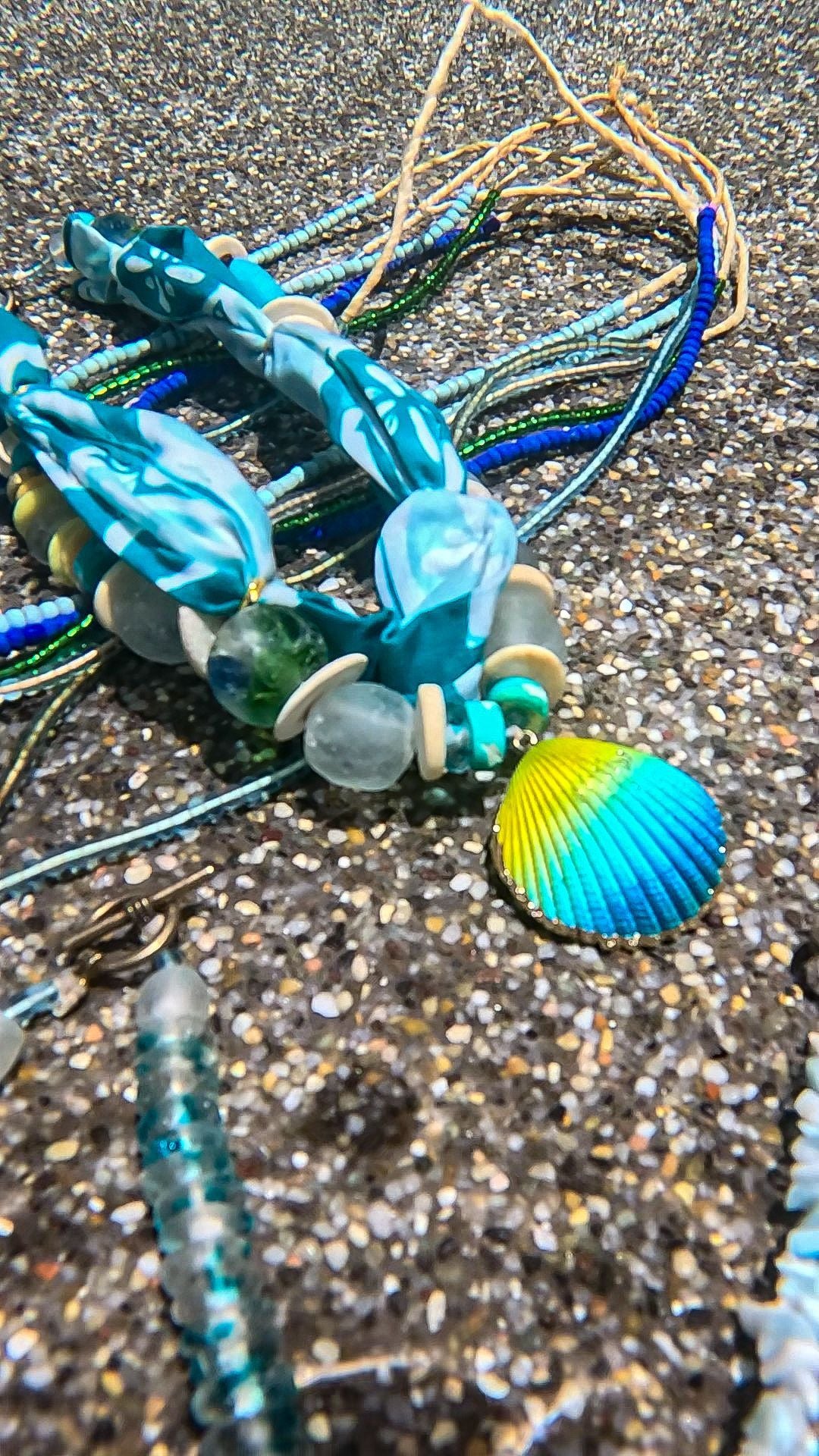 Beaded Bandana Necklace | Azul Shell | Final Sale