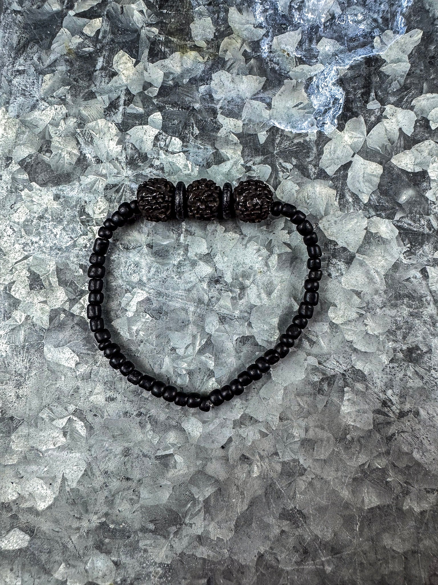 Simple Seed Bracelet | Nightfall