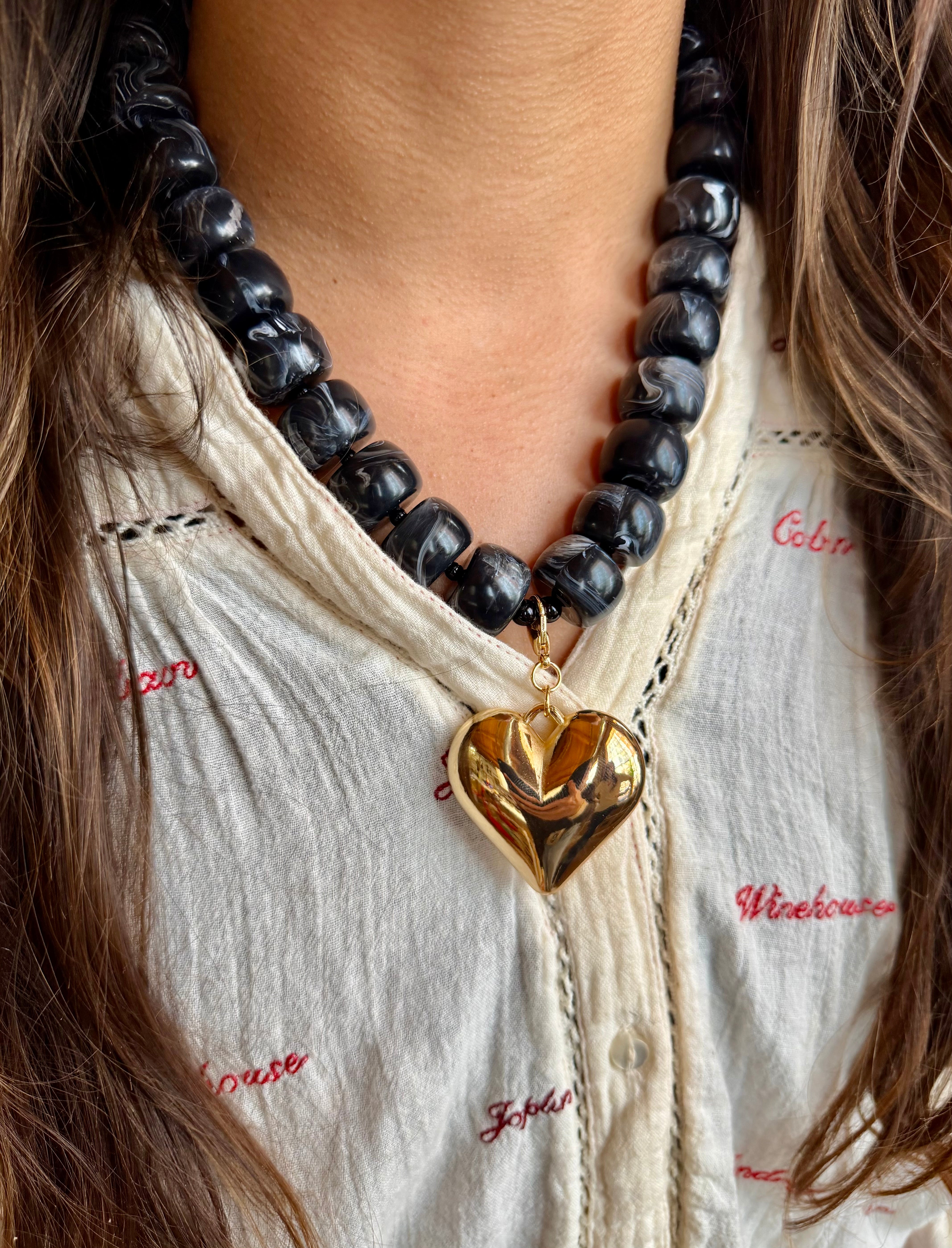 Chunky Beaded Heart Necklace | Black