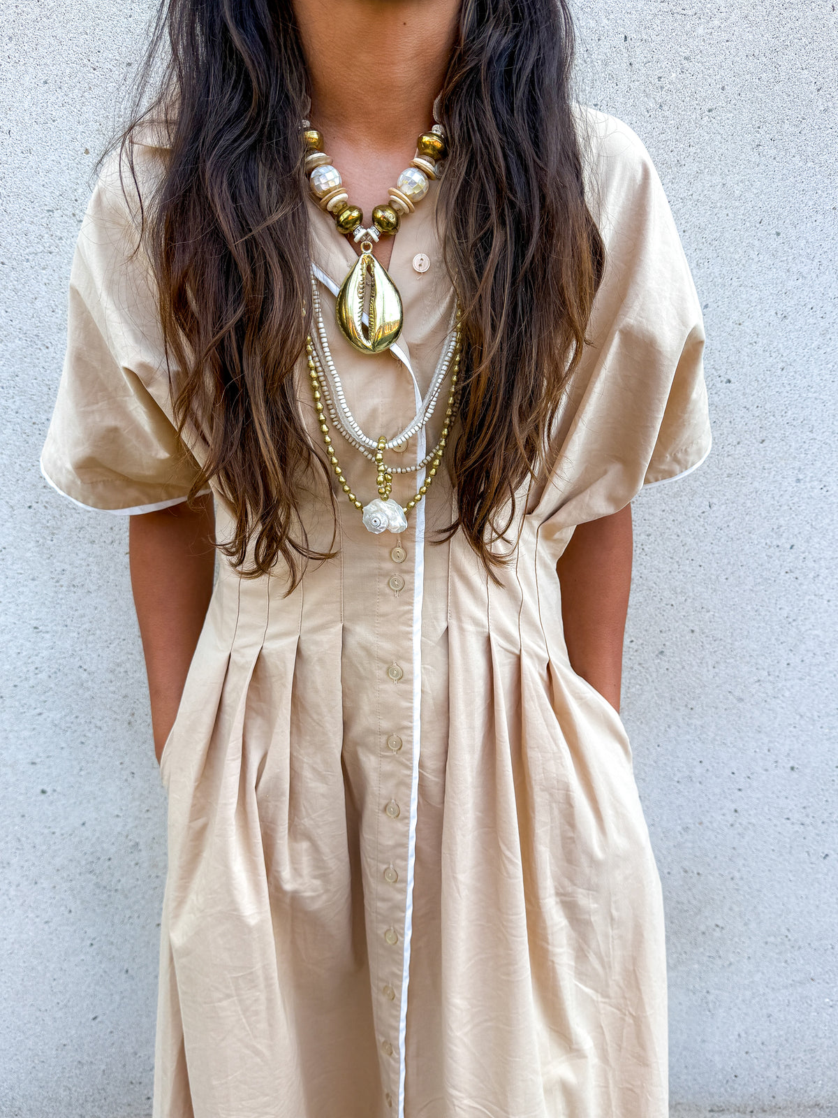 Mid Shell Pendant Necklace | Golden Hour
