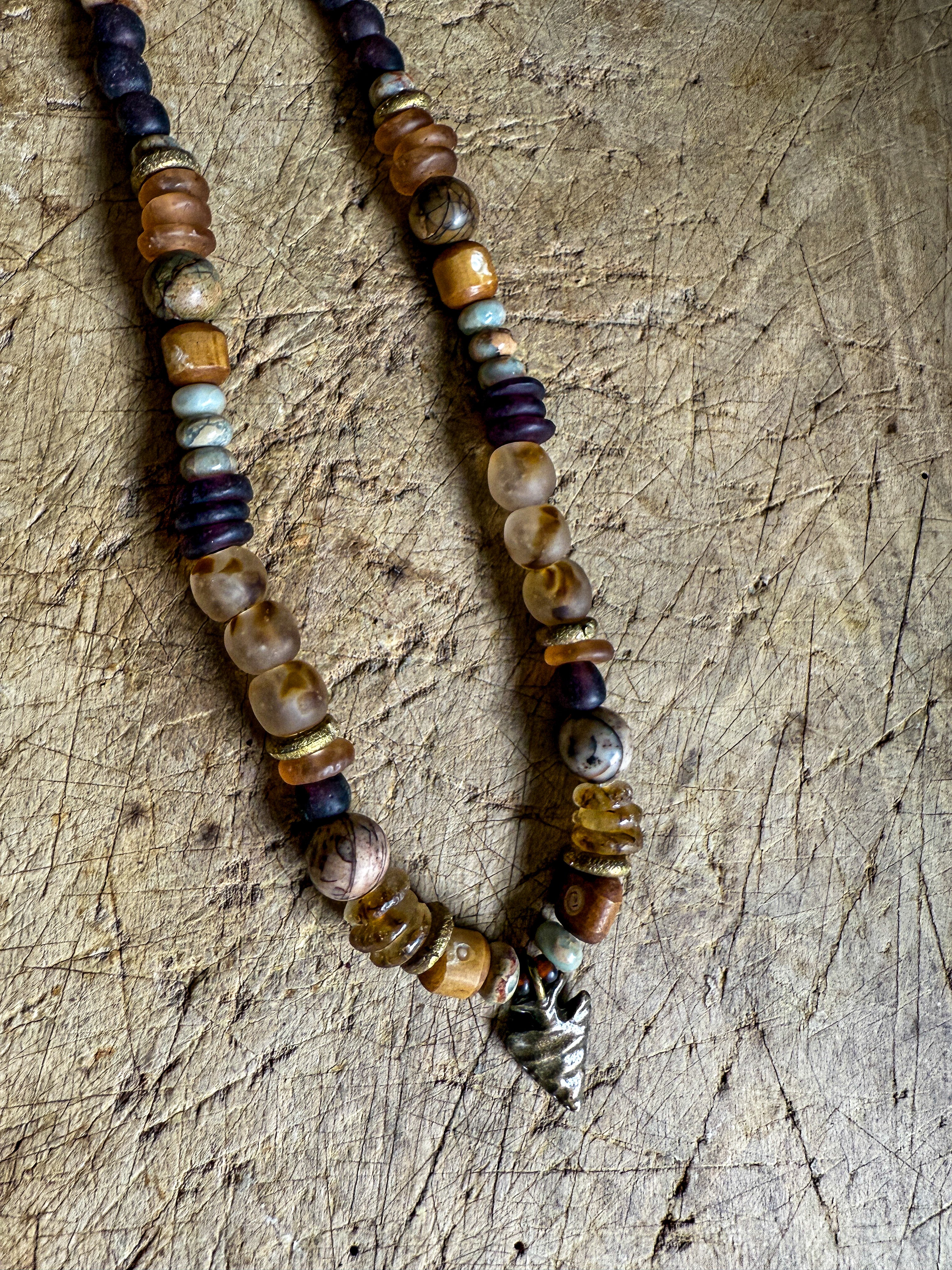 Classic Arrowhead Necklace | Roots