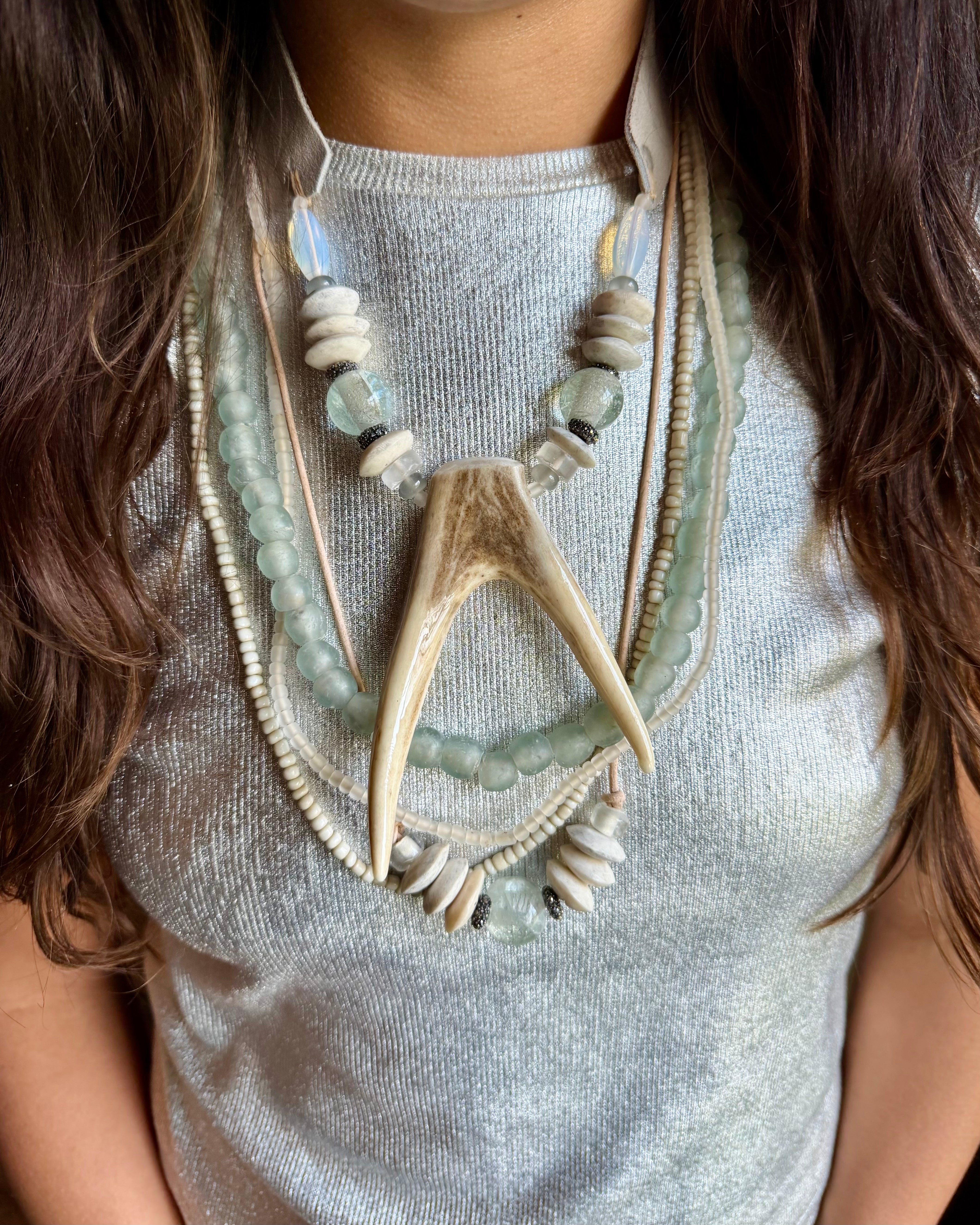 Mid Antler Necklace | Aspen
