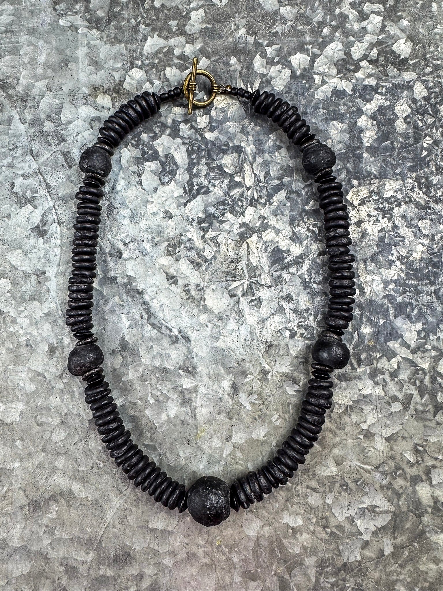 Classic Glass Necklace | Nightfall