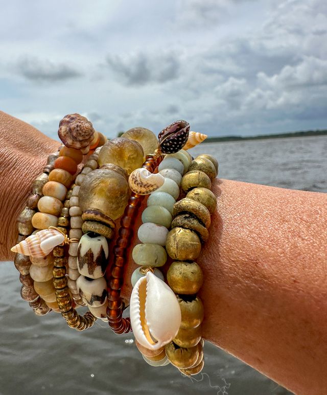 Tribal Shell Bracelet | Brown