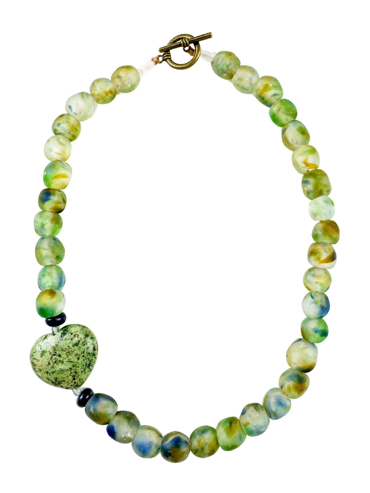 Classic Heart Necklace | Earth